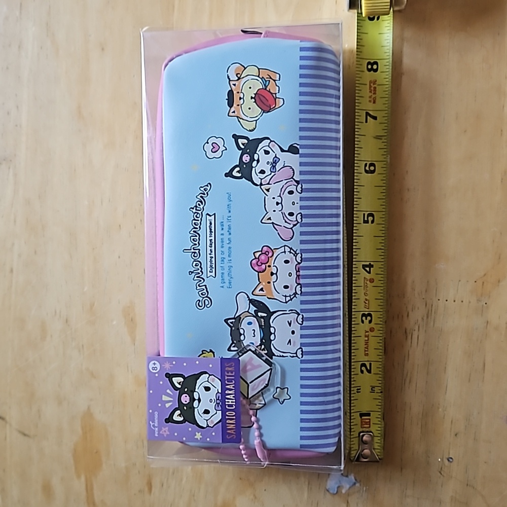 SANRIO CHARACTERS CASE - Picture 9 of 13
